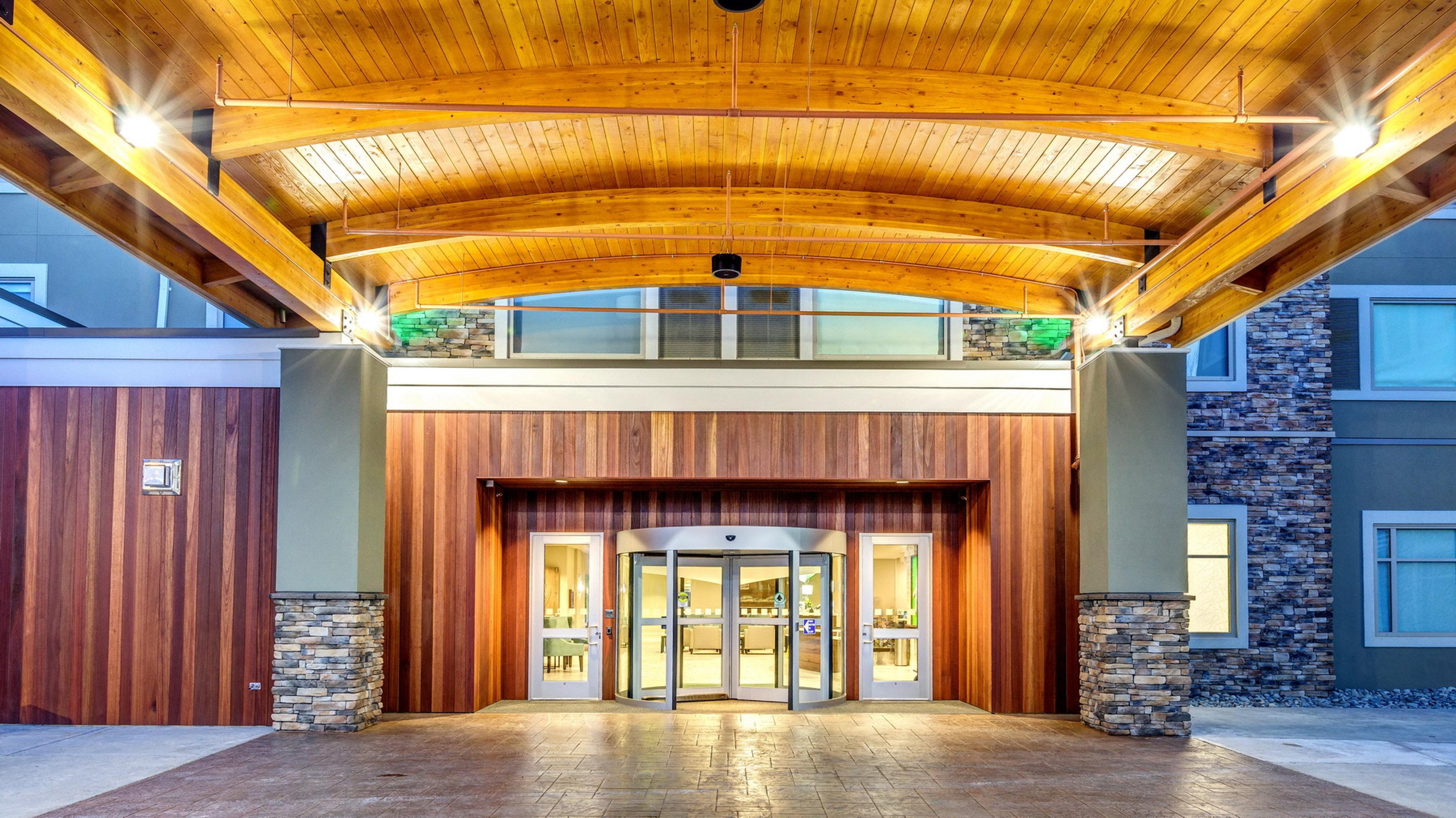 Holiday Inn & Suites Bellingham, An Ihg Hotel Exterior photo